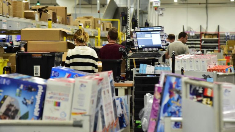 Covid-19 /France : le commerce en ligne fait face à une avalanche de commandes