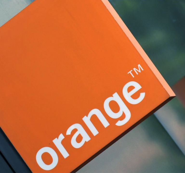 Orange lance l’opération #OnResteEnsemble