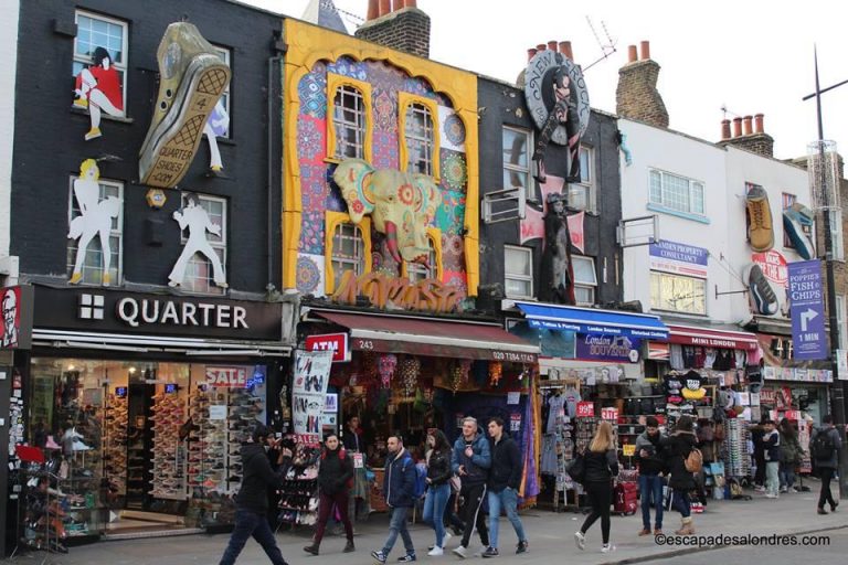 Camden, le touristique marché de Londres, rouvre ses portes