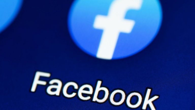 Facebook : des données de 500 millions de comptes mises en ligne sur un forum de hackers