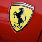 Ferrari se lance dans l’électrique avec la «Luce», mais les investisseurs restent sceptiques