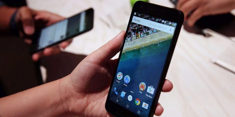 84% des Français ont utilisé au quotidien un smartphone en 2020