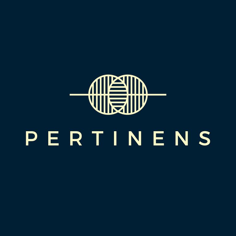 Pour ses 2 ans, l’agence Pertinens recrute un directeur des opérations et refond sa plateforme de marque