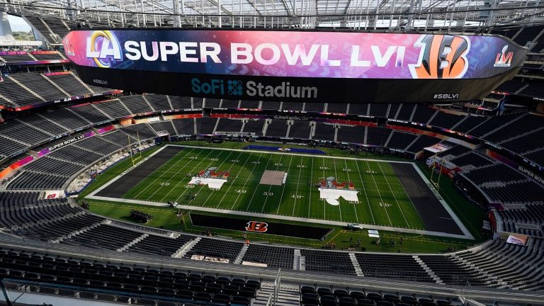 La publicité prépare un feu d’artifice au Super Bowl