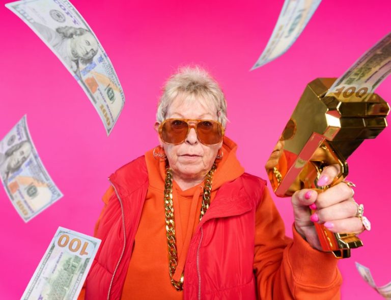 Don’t Call Me Jennyfer a trouvé sa nouvelle égérie : Studio Danielle 