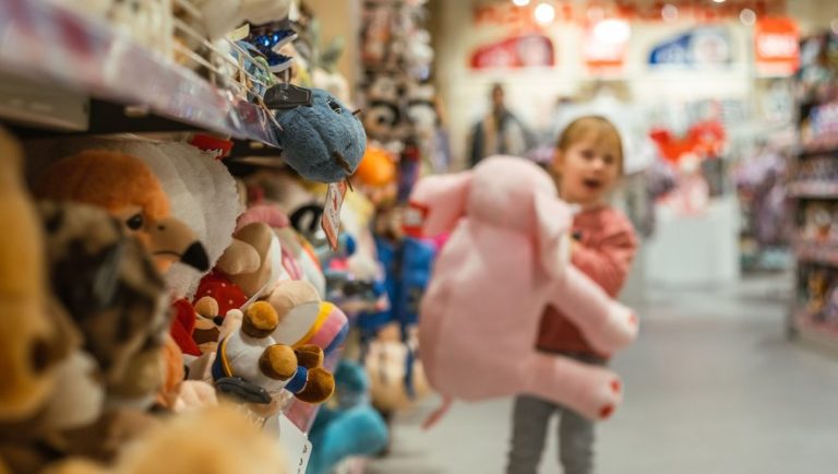 Les publicités pour jouets à l’écran restent très stéréotypées