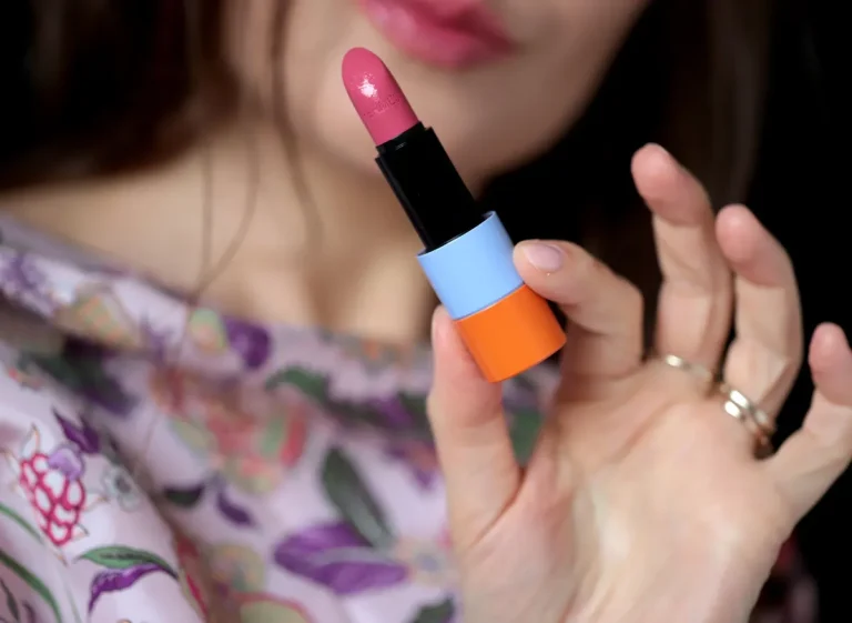 Les groupes de luxe accélèrent le pas sur un marché de la beauté