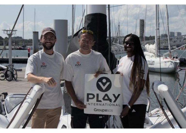 Le skipper Romain Attanasio, nouvel ambassadeur de PLAY International