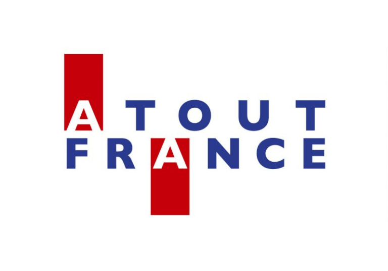 Clark Influence signe une campagne pour Atout France / France Montagnes