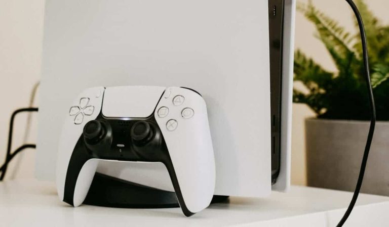 Sony : succès fulgurant pour la PS5 avec 50 millions d’unités vendues
