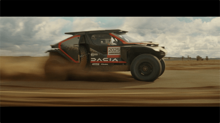 Dacia s’embarque pour le Rallye Dakar et le fait savoir dans une nouvelle campagne