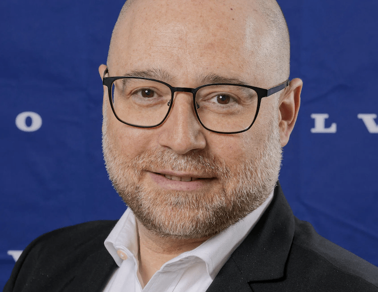 S. PACHTER (Volvo Car) : «Une campagne qui montre des voitures concurrentes, c’est déroutant pour un constructeur»