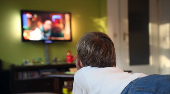 Vidéo : les Français passent 4h14 par jour devant les écrans