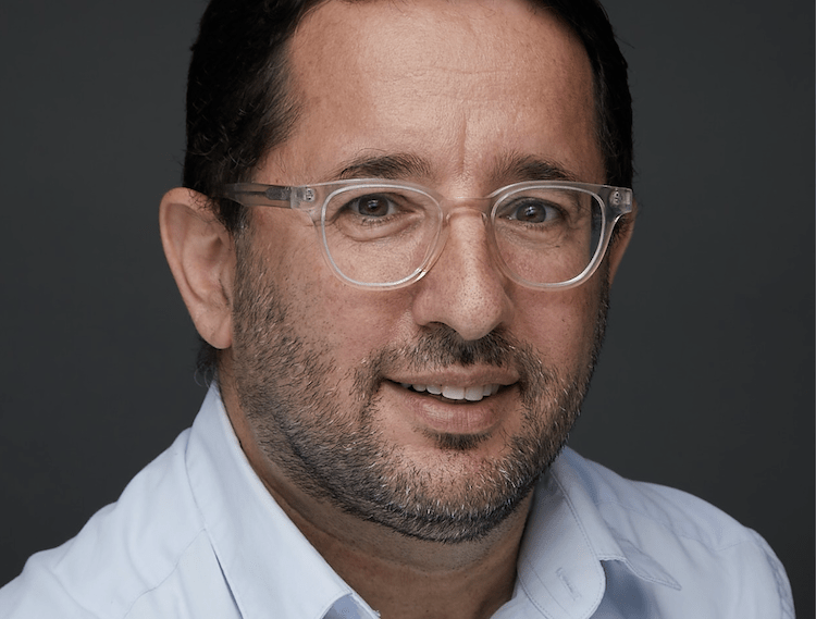 O. NETZER (Columbia Business School) : «Les publicités générées par la GenAI sont aussi performantes que celles créées par des humains»