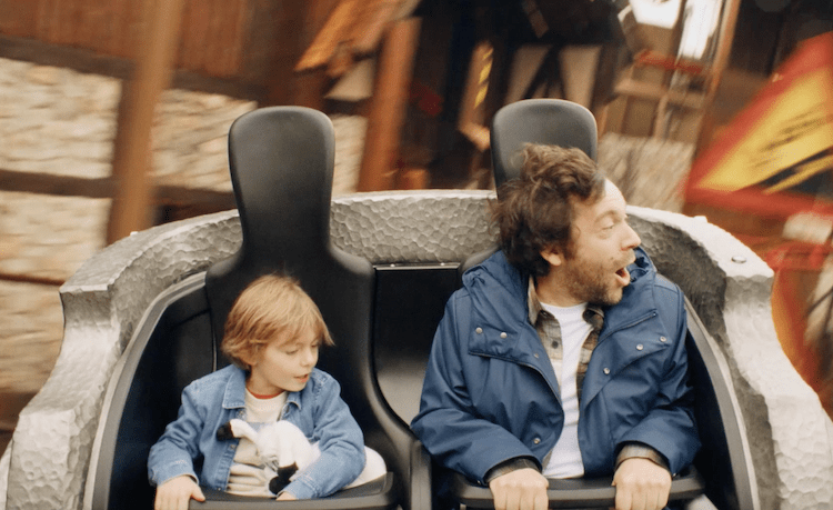 Le Parc Astérix revient en télévision et en digital avec Steve