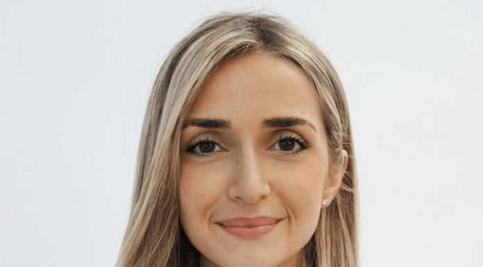 Emma PARIENTE (AI Sisters) : «Une bonne formation IA, c’est un accompagnement 100% personnalisé»