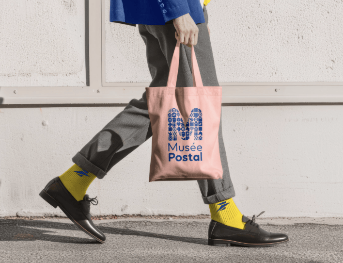 Le Musée de La Poste renoue avec ses racines avec Carré Noir