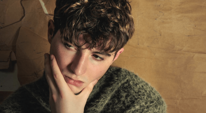 Lorenzo TENISCI : «Mon livre «Ma vie 2.0» est une manière de renforcer le lien avec ma communauté»