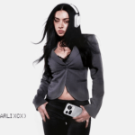 Charli xcx rejoint Nothing en tant que première ambassadrice mondiale de la marque