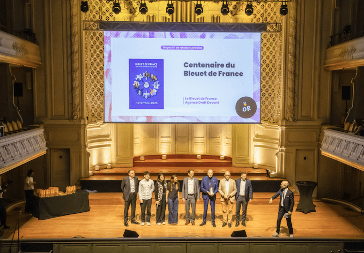 Le Bleuet de France et l’Agence Droit Devant remportent le prix du dispositif de relations médias aux 39e Grands Prix de la Communication