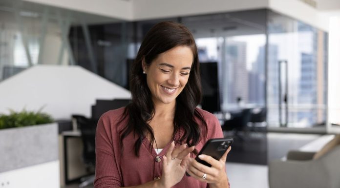 Les banques misent sur les influenceurs pour conquérir les 18-35 ans
