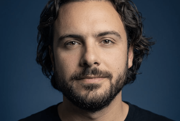 Tom THREARD (Eskimoz) : «Reddit est aujourd’hui l’une des sources les plus citées par les LLM»