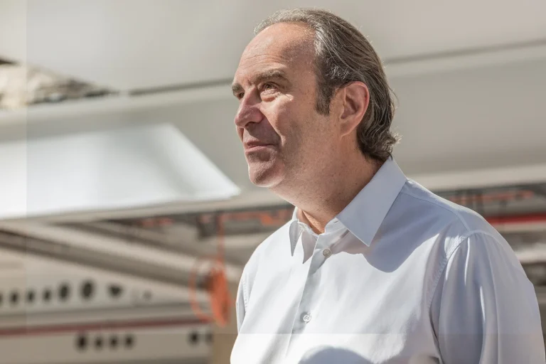 Xavier Niel favori pour reprendre «60 Millions de consommateurs»