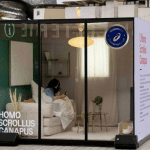 Digital Playas et L’Uzyne ont imaginé «Homo Scrullus Canapus» pour ASICS