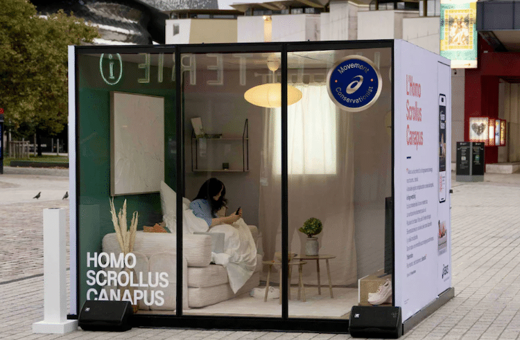 Digital Playas et L&rsquo;Uzyne ont imaginé «Homo Scrullus Canapus» pour ASICS