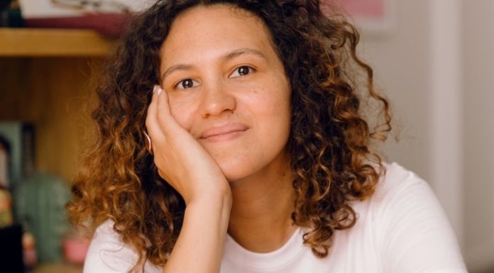 Nawal STOULI (Loopin) : «Les réseaux sociaux reflètent la société»